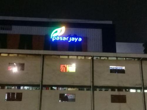 pasar-jaya-1